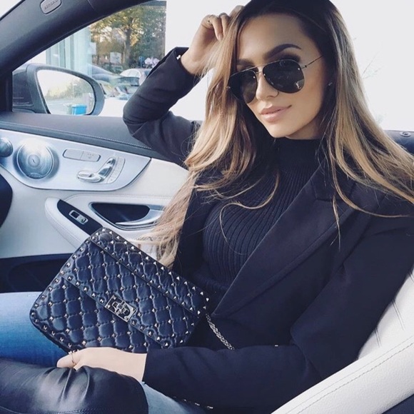 Rockstud Valentino black chain spike bag $2800 - Picture 4 of 8